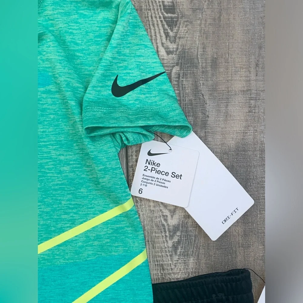 NWT Nike Dri-FIT Teal Blue Neon Black Short Sleeve T-Shirt and Short Set Boy’s 6 - Picture 4 of 6